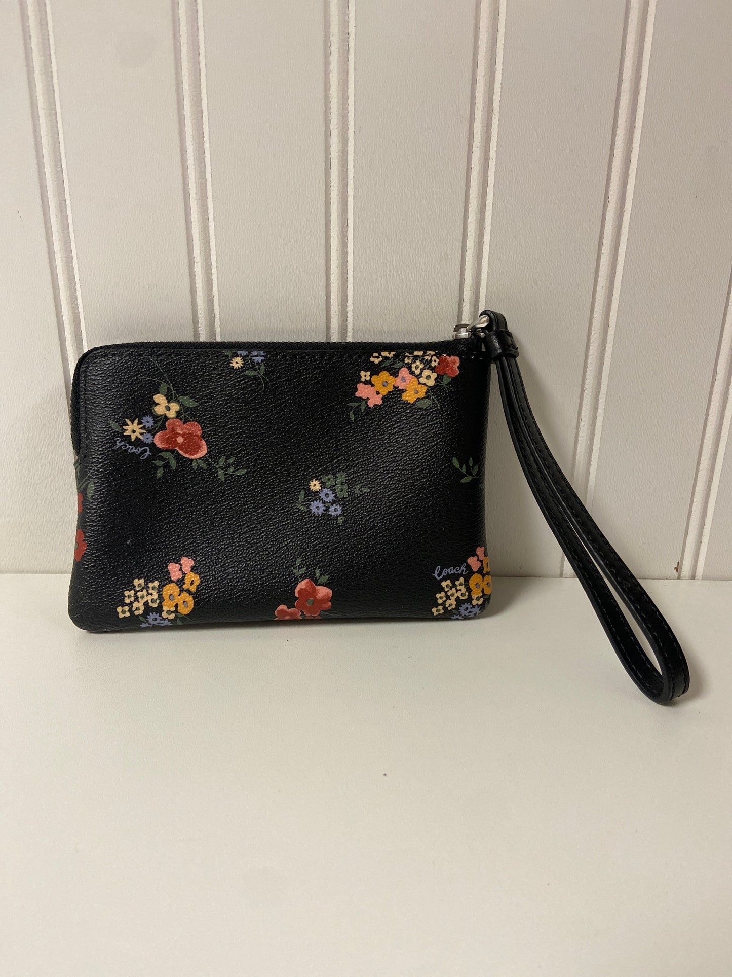 Wristlet Designer By Coach, Size: Medium