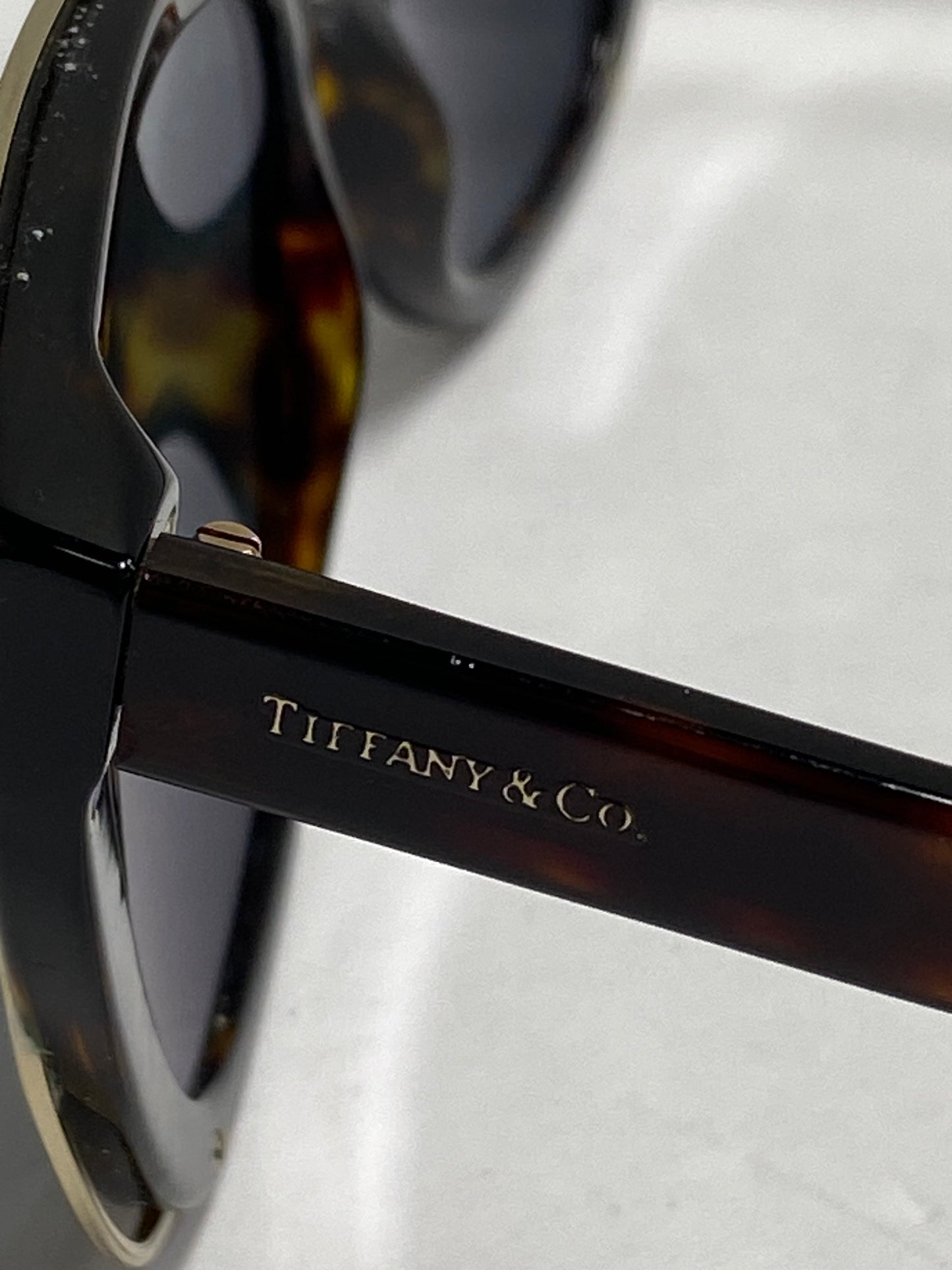 Sunglasses Luxury Designer By Tiffany And Company, Size: 01 Piece