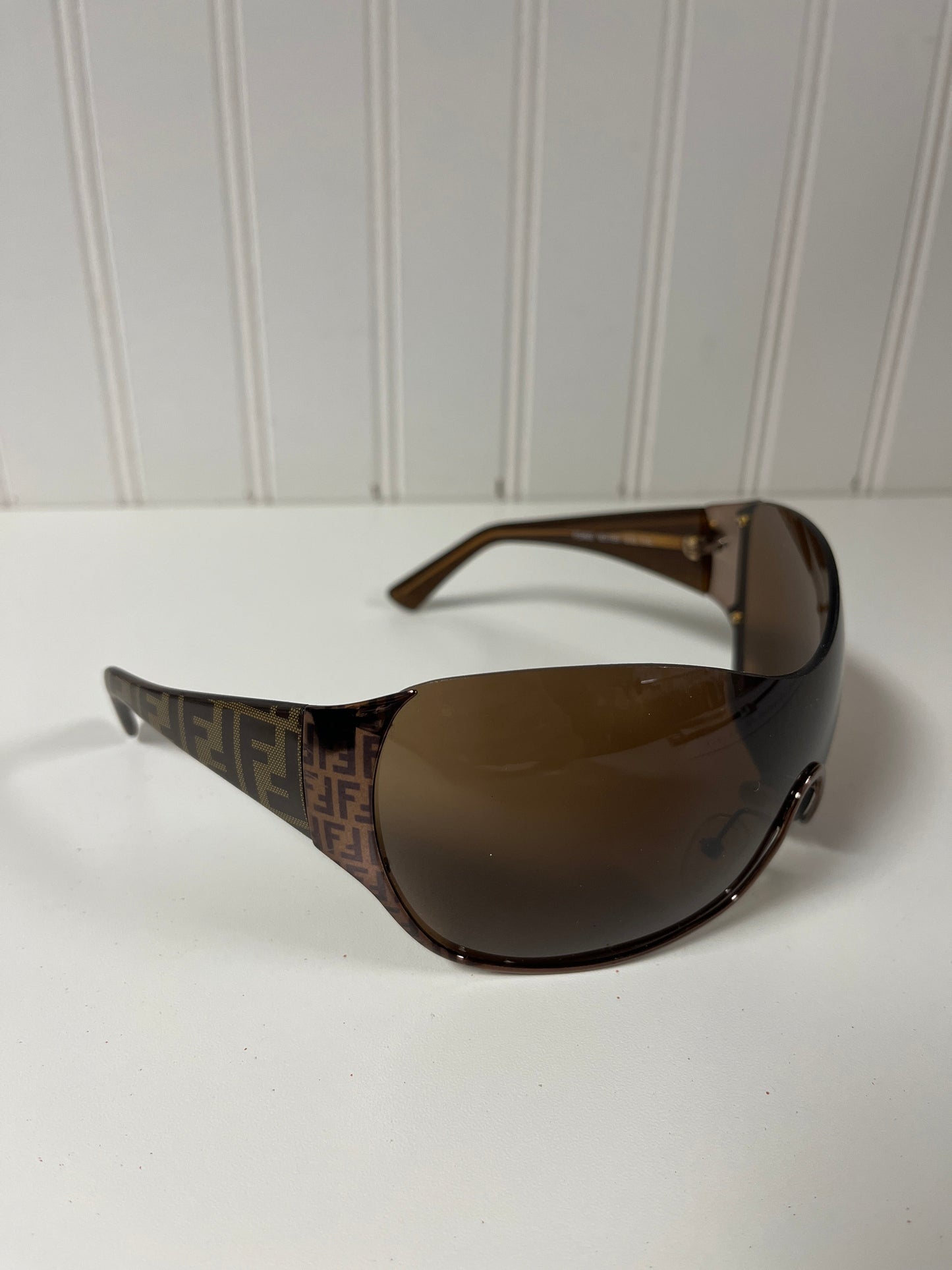 Sunglasses Luxury Designer By Fendi, Size: Medium