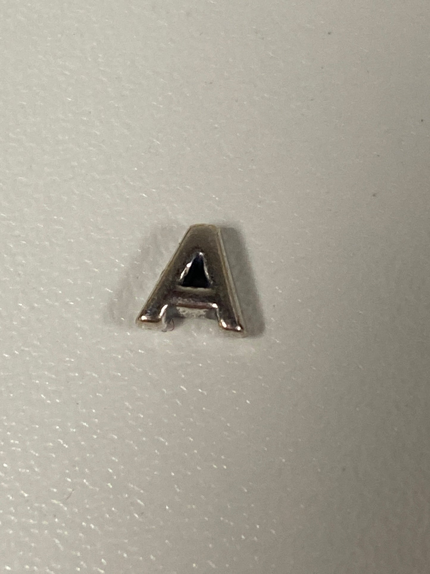 Accessory Label By Pandora, Size: Small