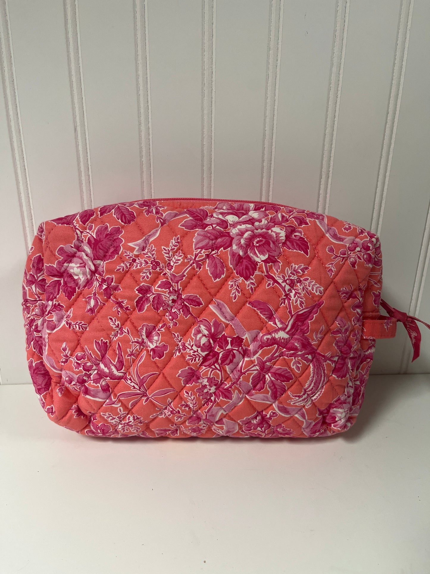 Makeup Bag By Vera Bradley, Size: Medium