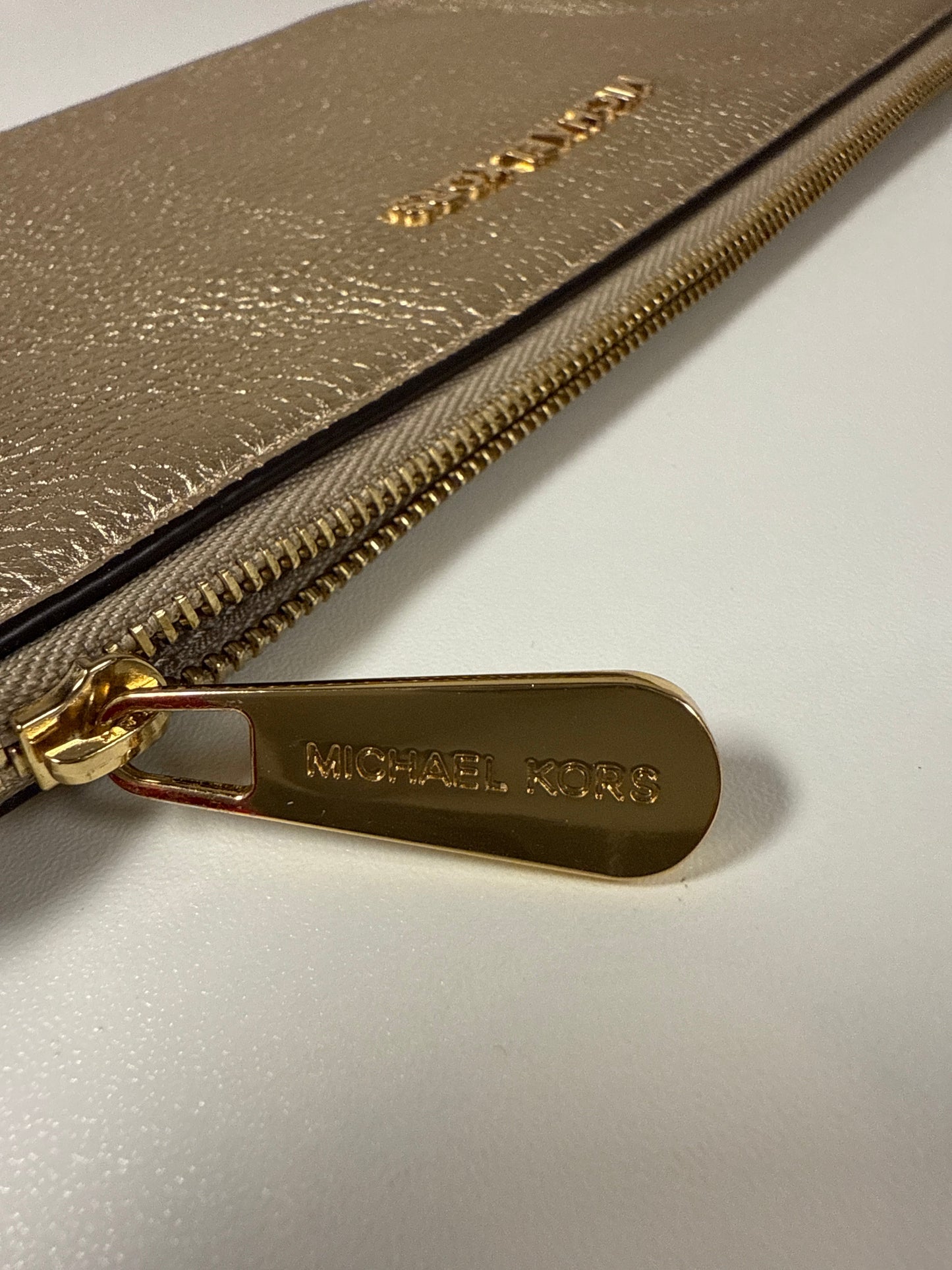 Wristlet Designer By Michael Kors, Size: Large