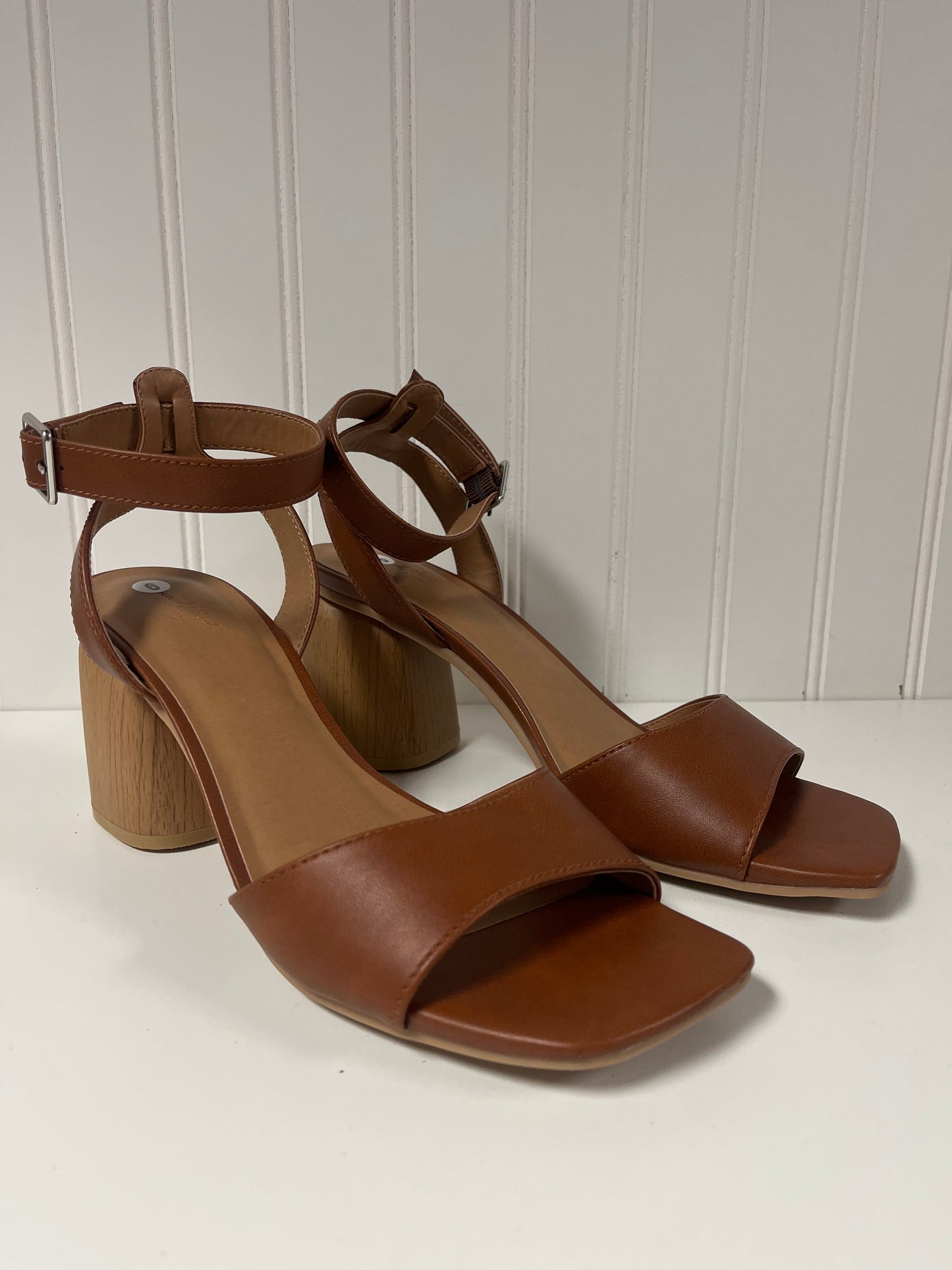 Sandals Heels Block By Universal Thread In Brown, Size: 9