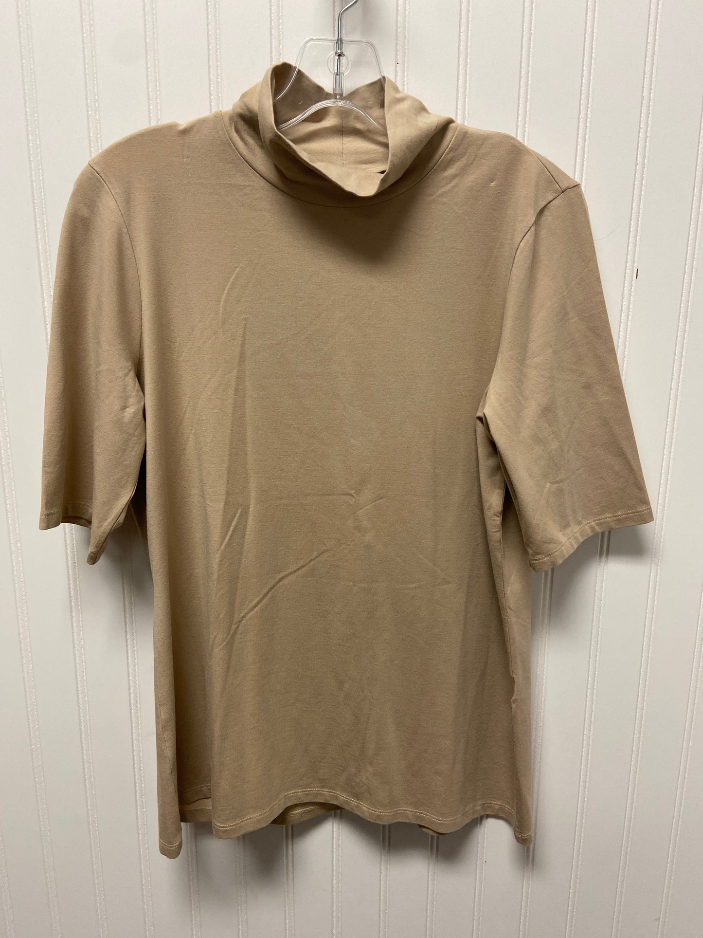 Top Short Sleeve Basic By Chicos In Beige, Size: M