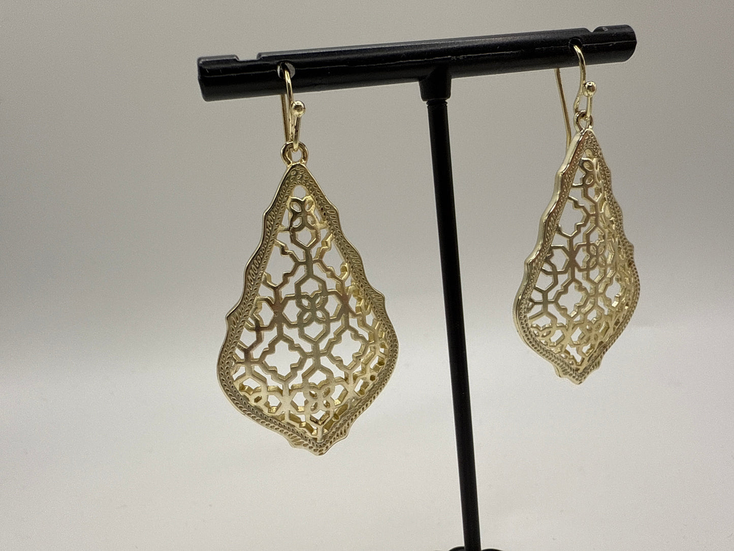 Earrings Dangle/drop By Kendra Scott, Size: 1