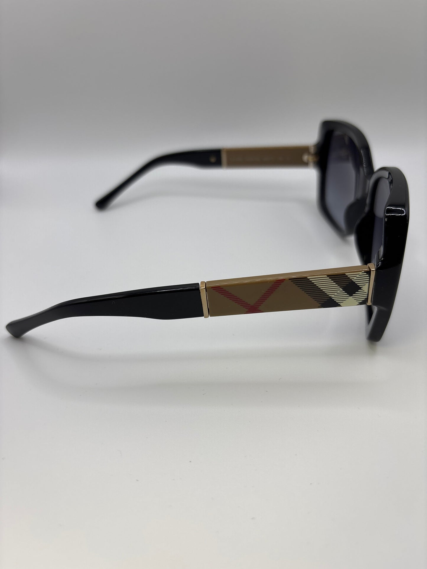 Sunglasses Luxury Designer By Burberry, Size: Large