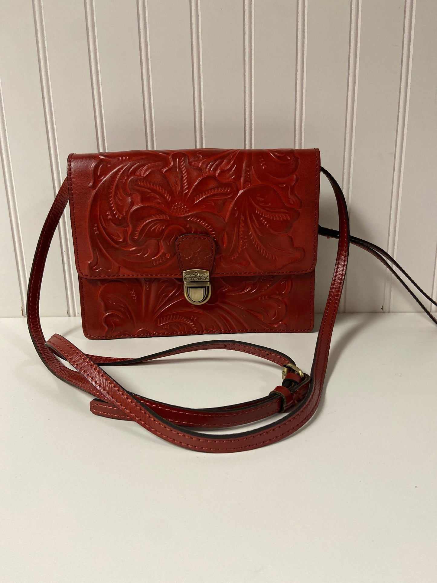 Crossbody Designer By Patricia Nash, Size: Medium