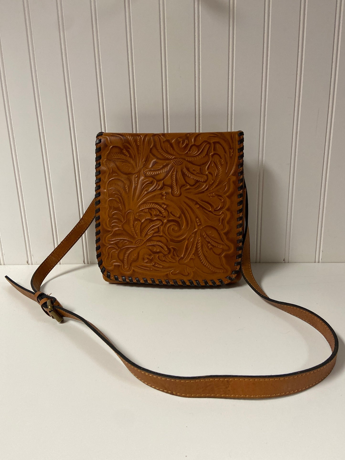 Crossbody Designer By Patricia Nash, Size: Medium