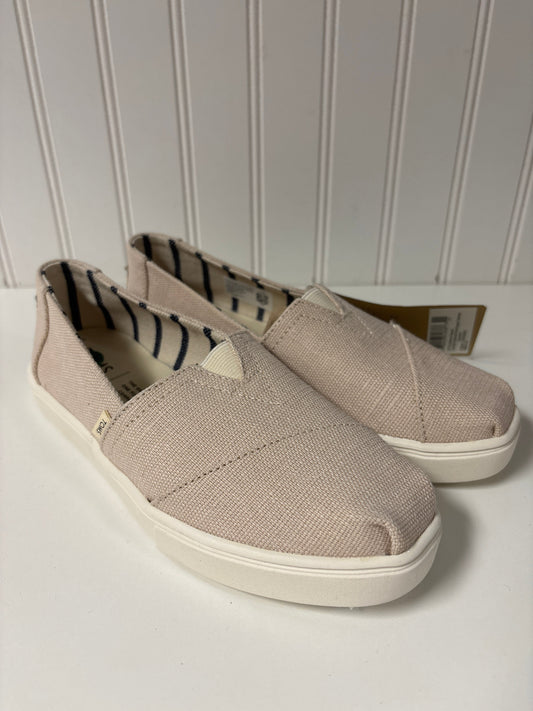 Shoes Flats By Toms In Beige, Size: 5.5