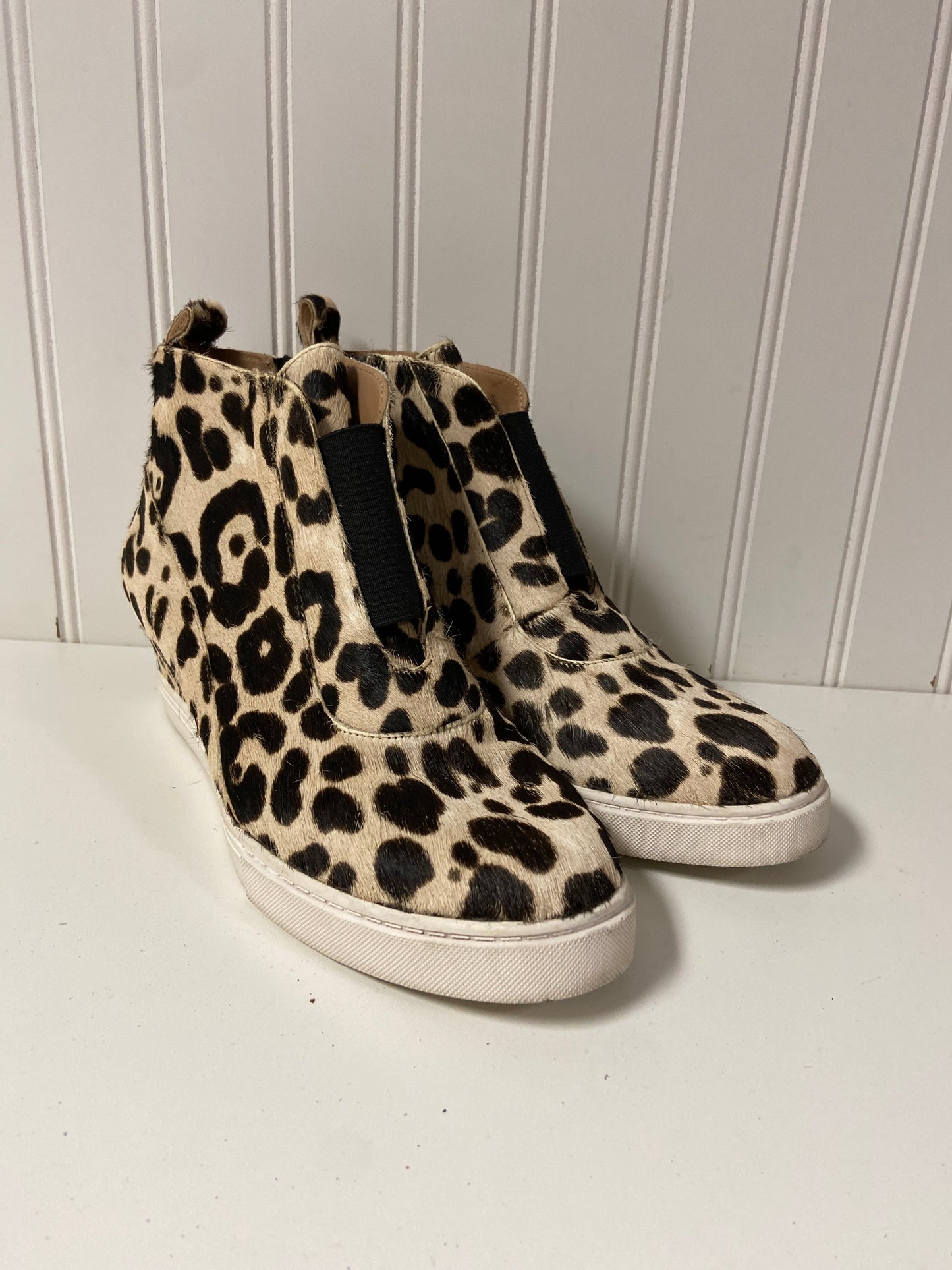 Shoes Sneakers By Linea Paolo In Animal Print, Size: 6