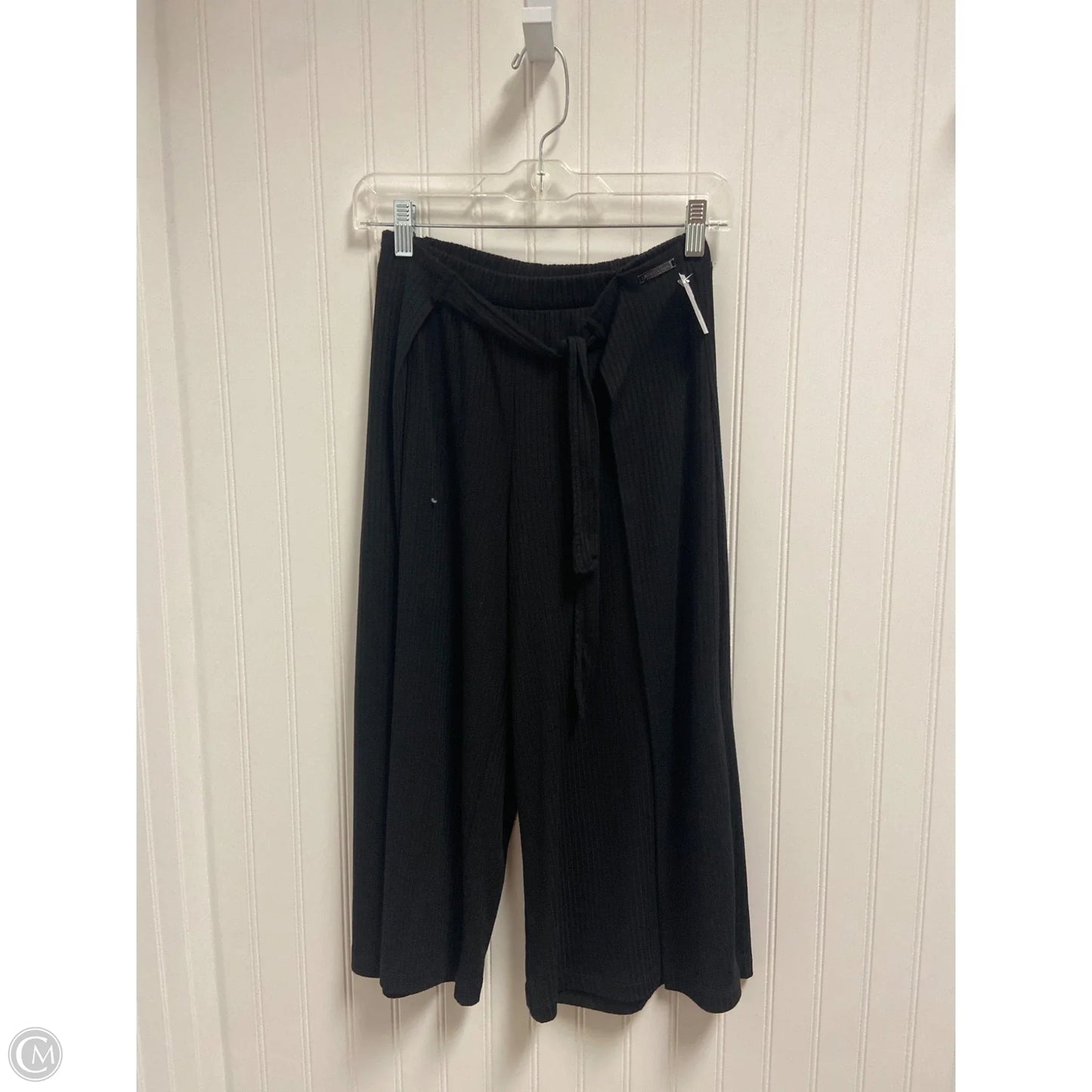 Pants Cropped By Betsey Johnson In Black, Size: Xs