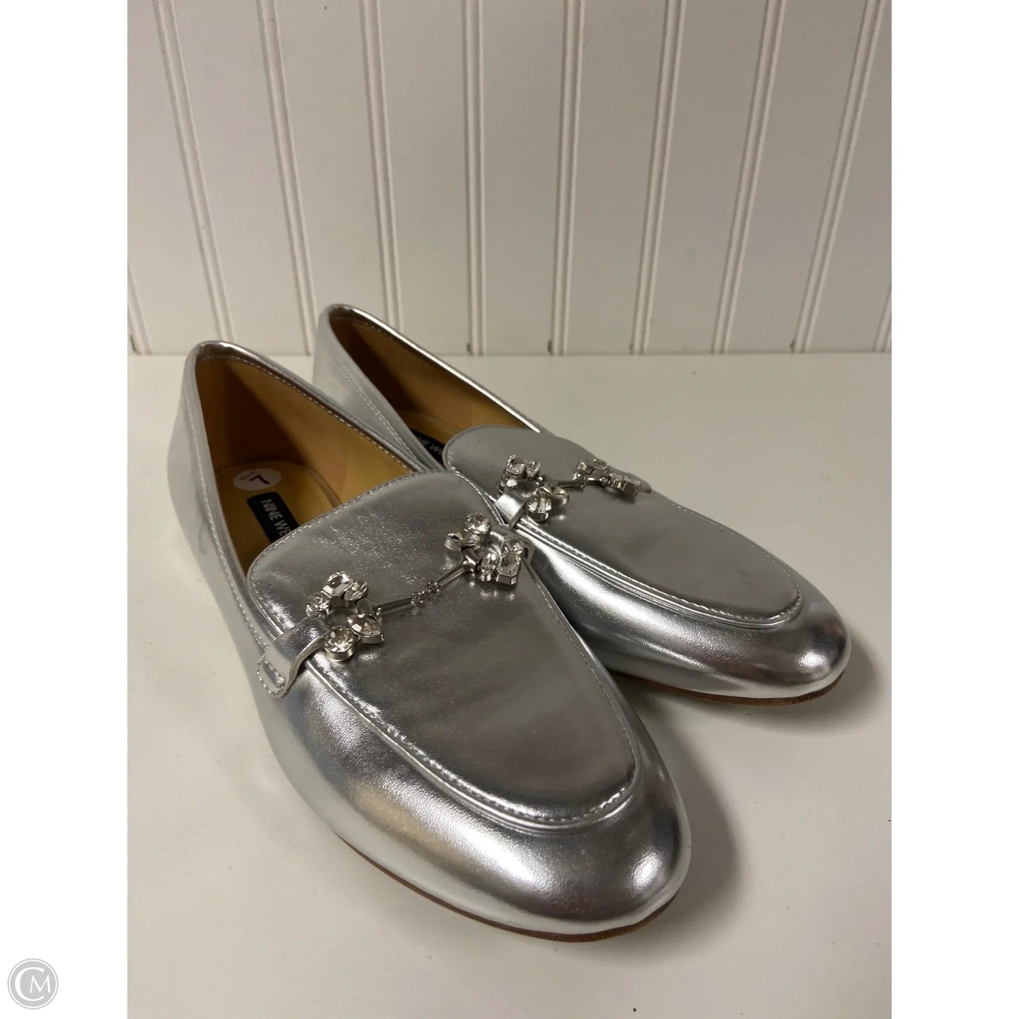 Shoes Flats By Nine West In Silver, Size: 7