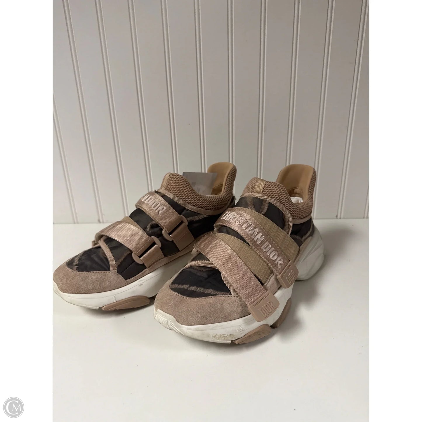 Shoes Luxury Designer By Dior In Beige, Size: 8.5