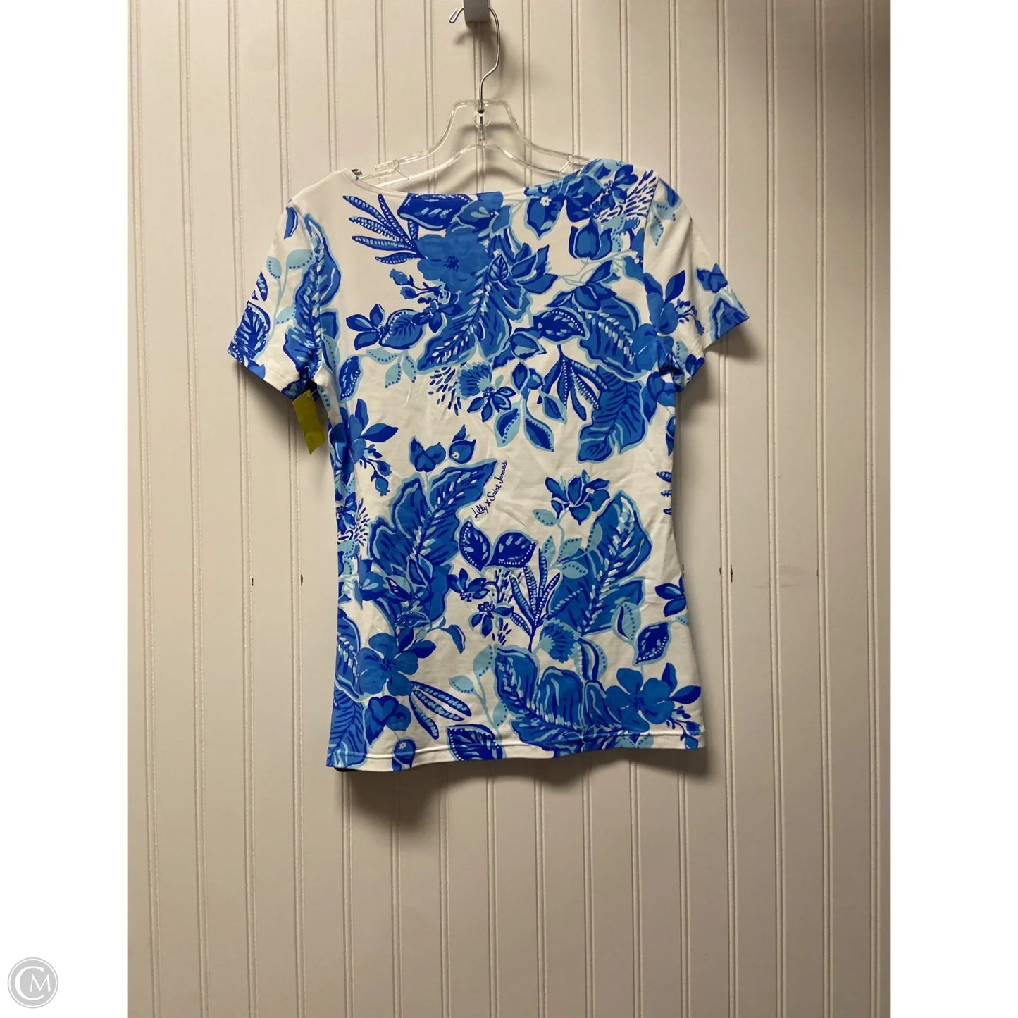 Top Short Sleeve Designer By Lilly Pulitzer In Blue & White, Size: S