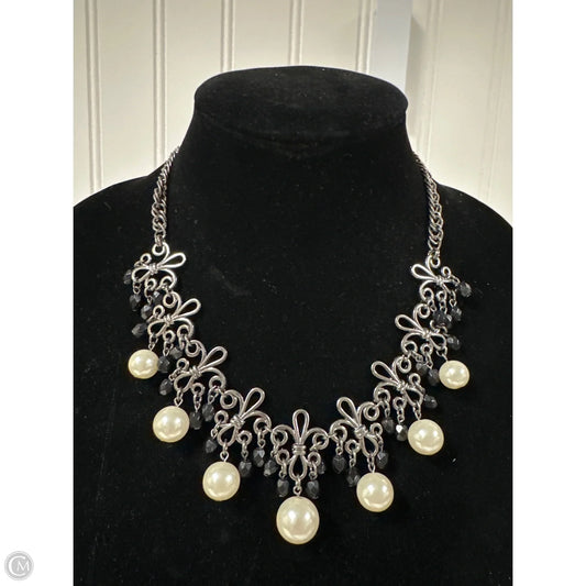 Necklace Statement By Clothes Mentor, Size: 1