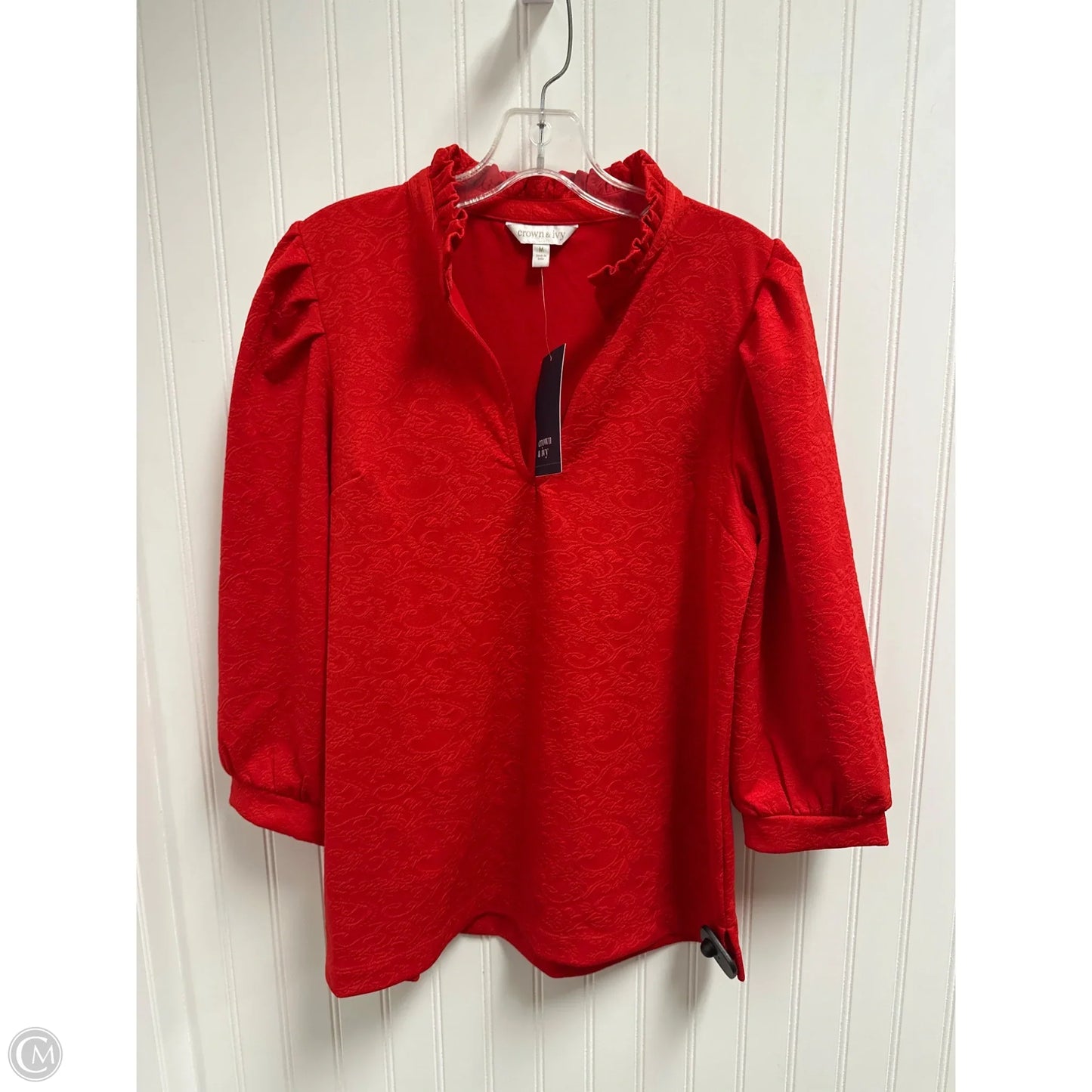 Top Long Sleeve By Crown And Ivy In Red, Size: M