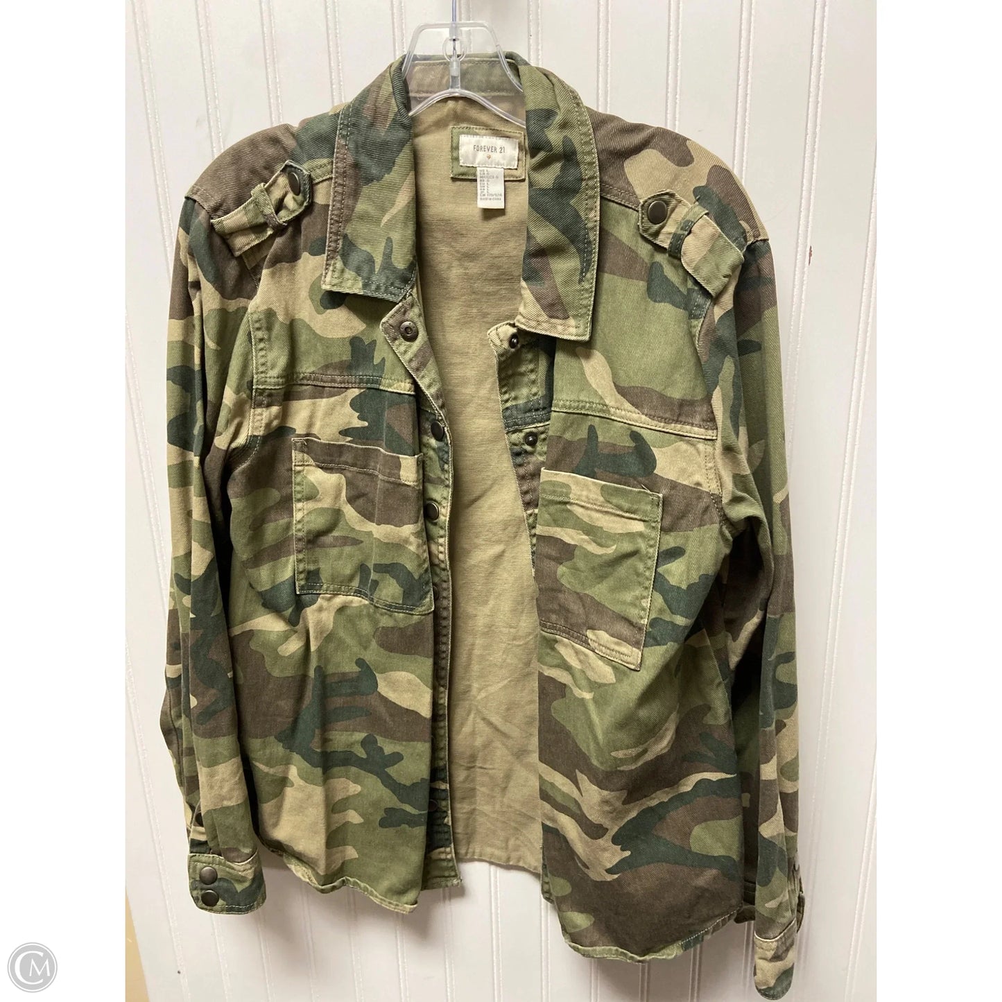 Jacket Shirt By Forever 21 In Camouflage Print, Size: L