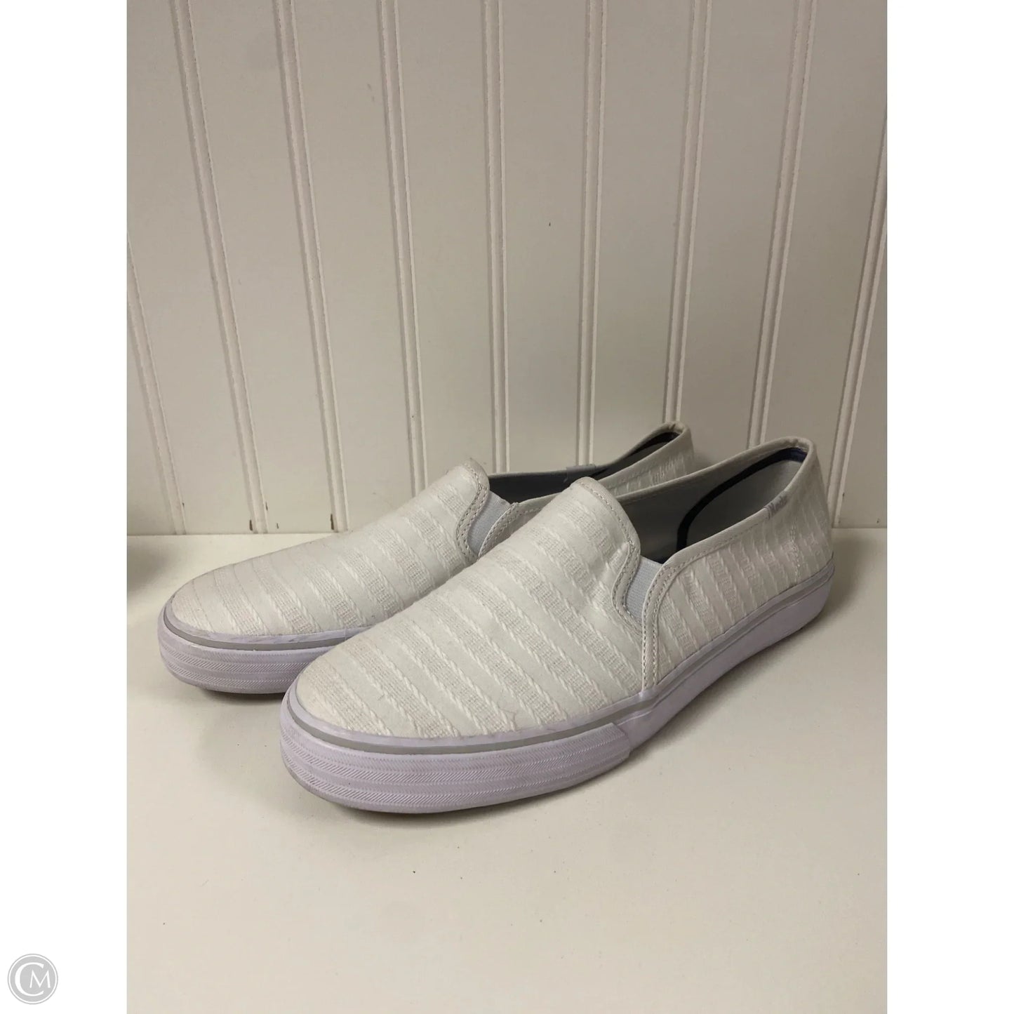 Shoes Flats By Keds In White, Size: 11