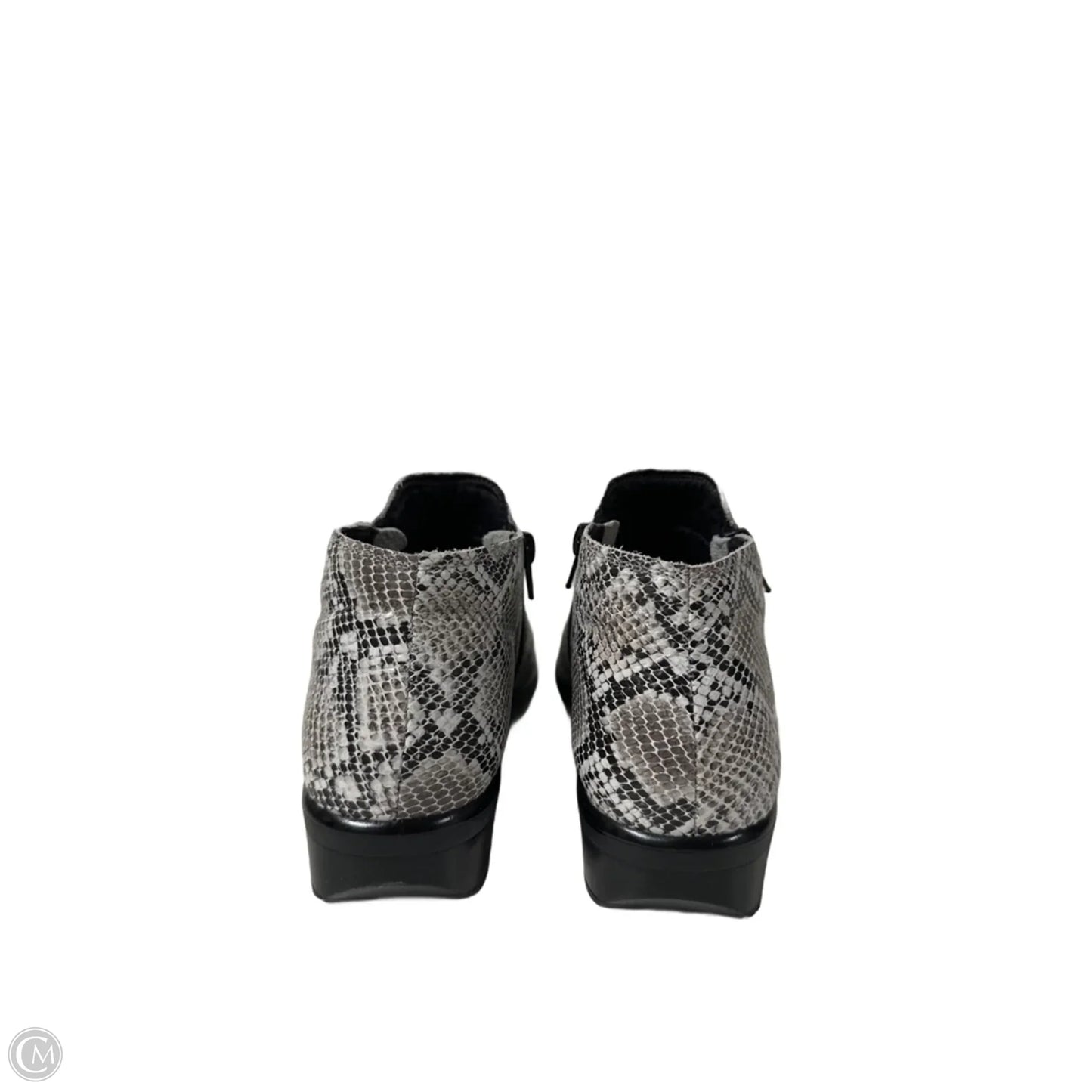 Boots Ankle Flats By Naot In Snakeskin Print, Size: 6.5