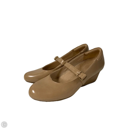 Shoes Heels Wedge By Dr Scholls In Beige, Size: 7.5