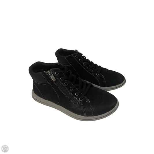 Shoes Sneakers By Clarks In Black, Size: 6