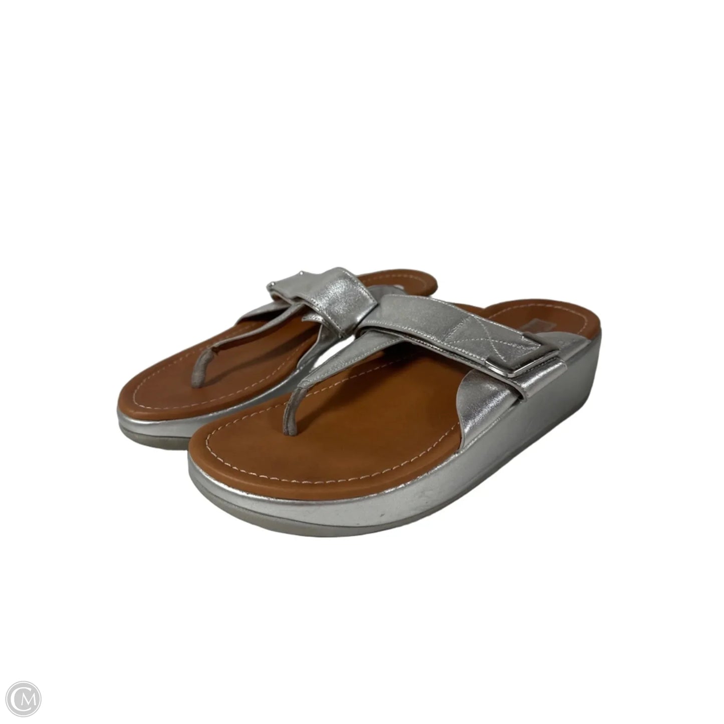 Sandals Flip Flops By Fitflop In Silver, Size: 8