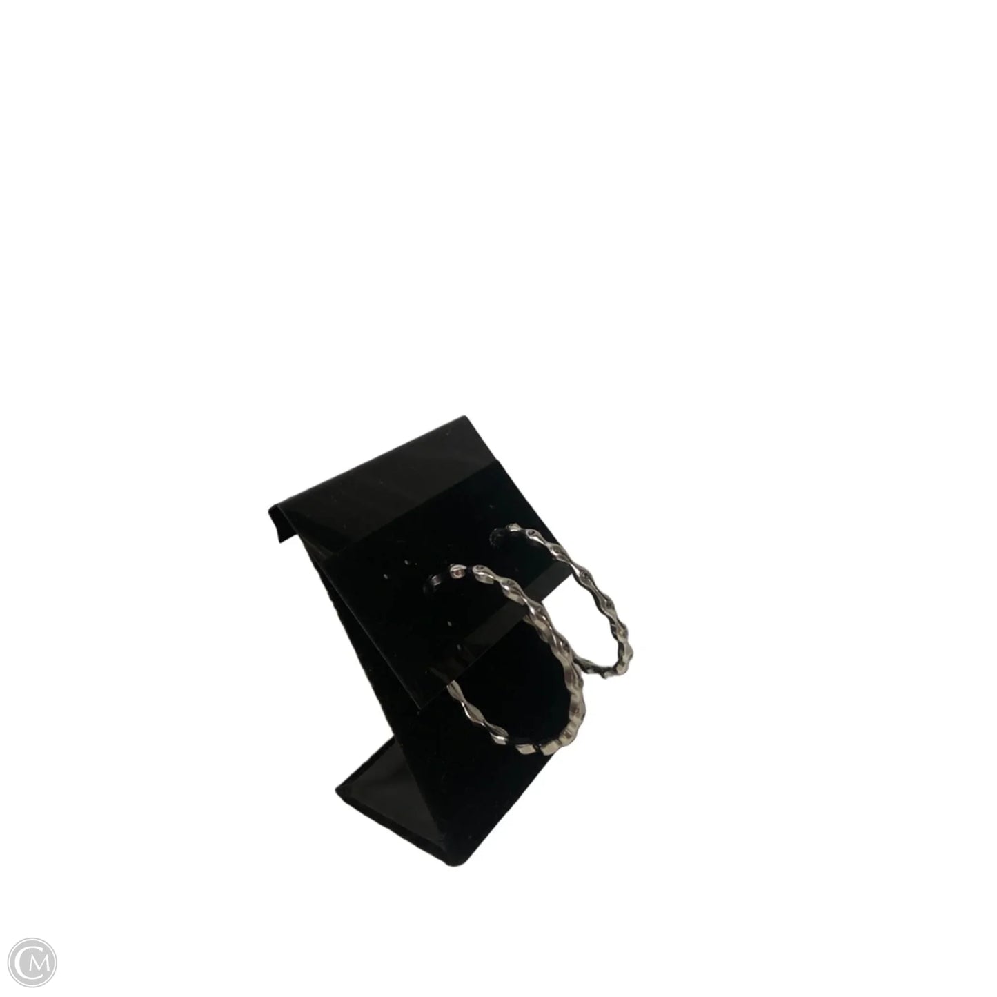 Earrings Hoop By Clothes Mentor, Size: 1