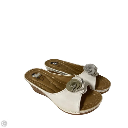 Sandals Heels Wedge By Clothes Mentor In White, Size: 8