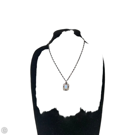 Necklace Pendant By Clothes Mentor, Size: 1