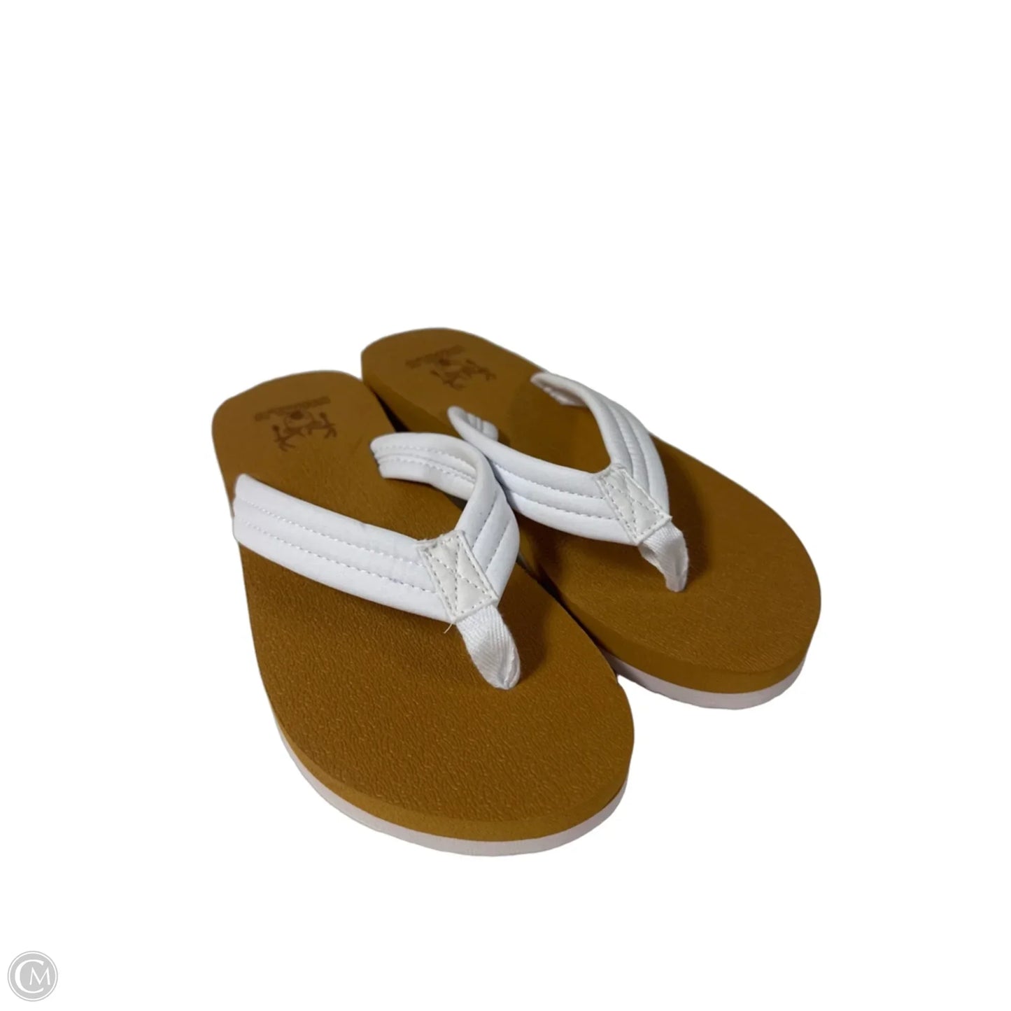 Sandals Flip Flops By Clothes Mentor In White, Size: 5