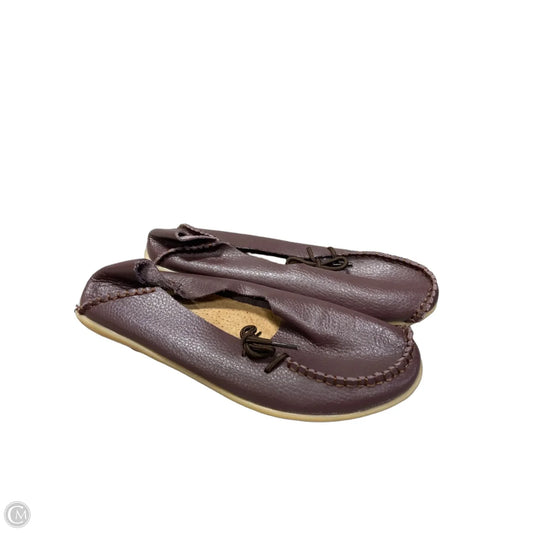 Shoes Flats By Clothes Mentor In Brown, Size: 8