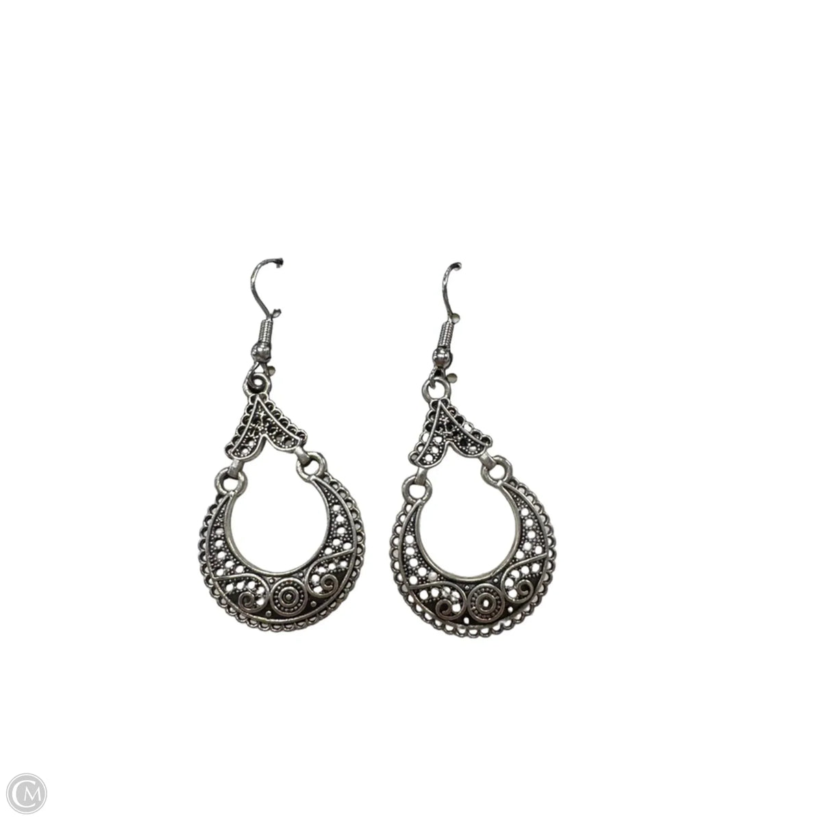 Earrings Dangle/drop By Clothes Mentor, Size: 1
