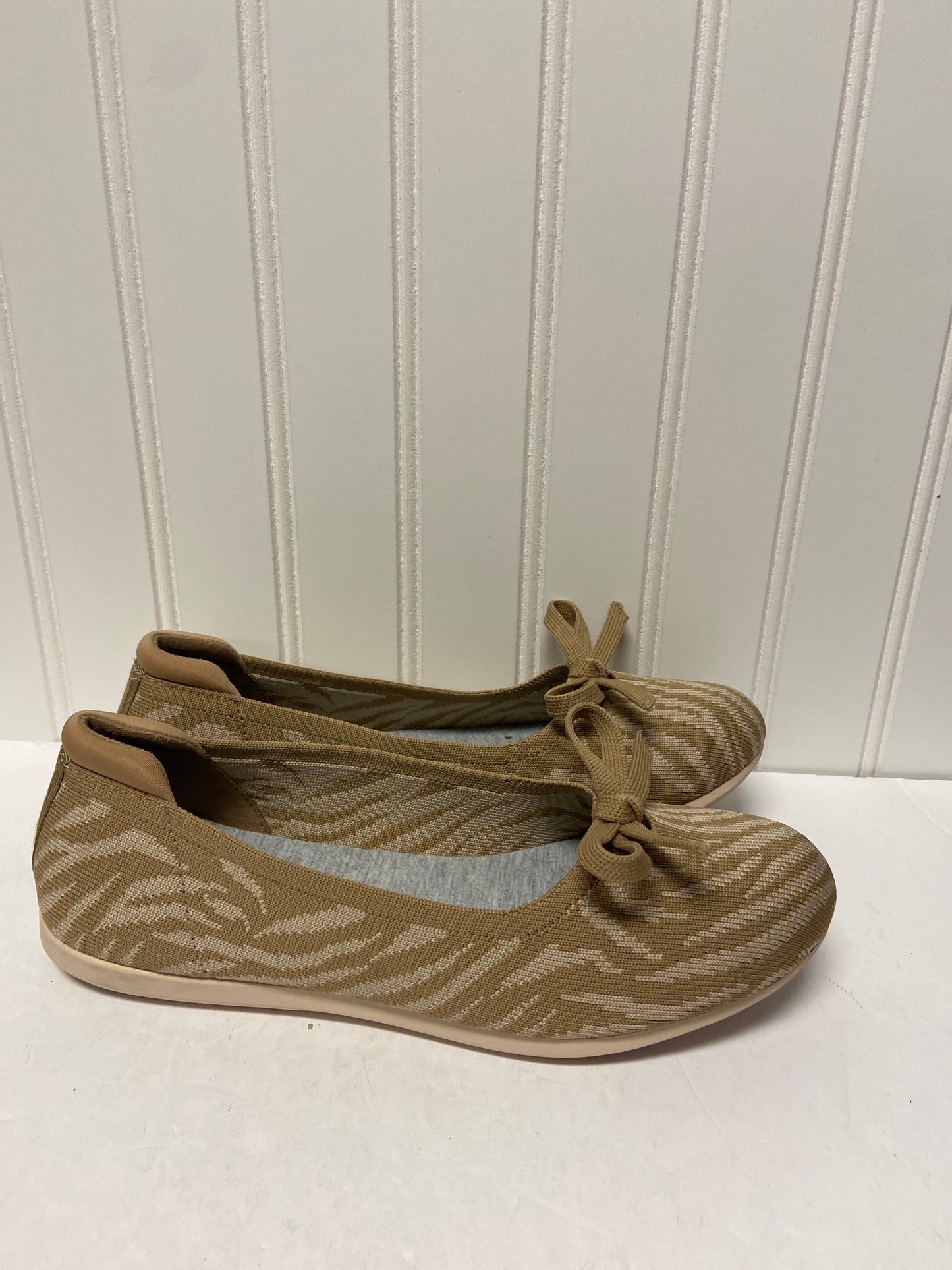 Shoes Flats By Clarks  Size: 7.5