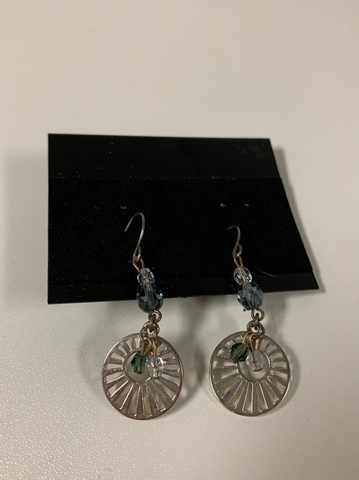 Earrings Dangle/drop By Clothes Mentor  Size: 1