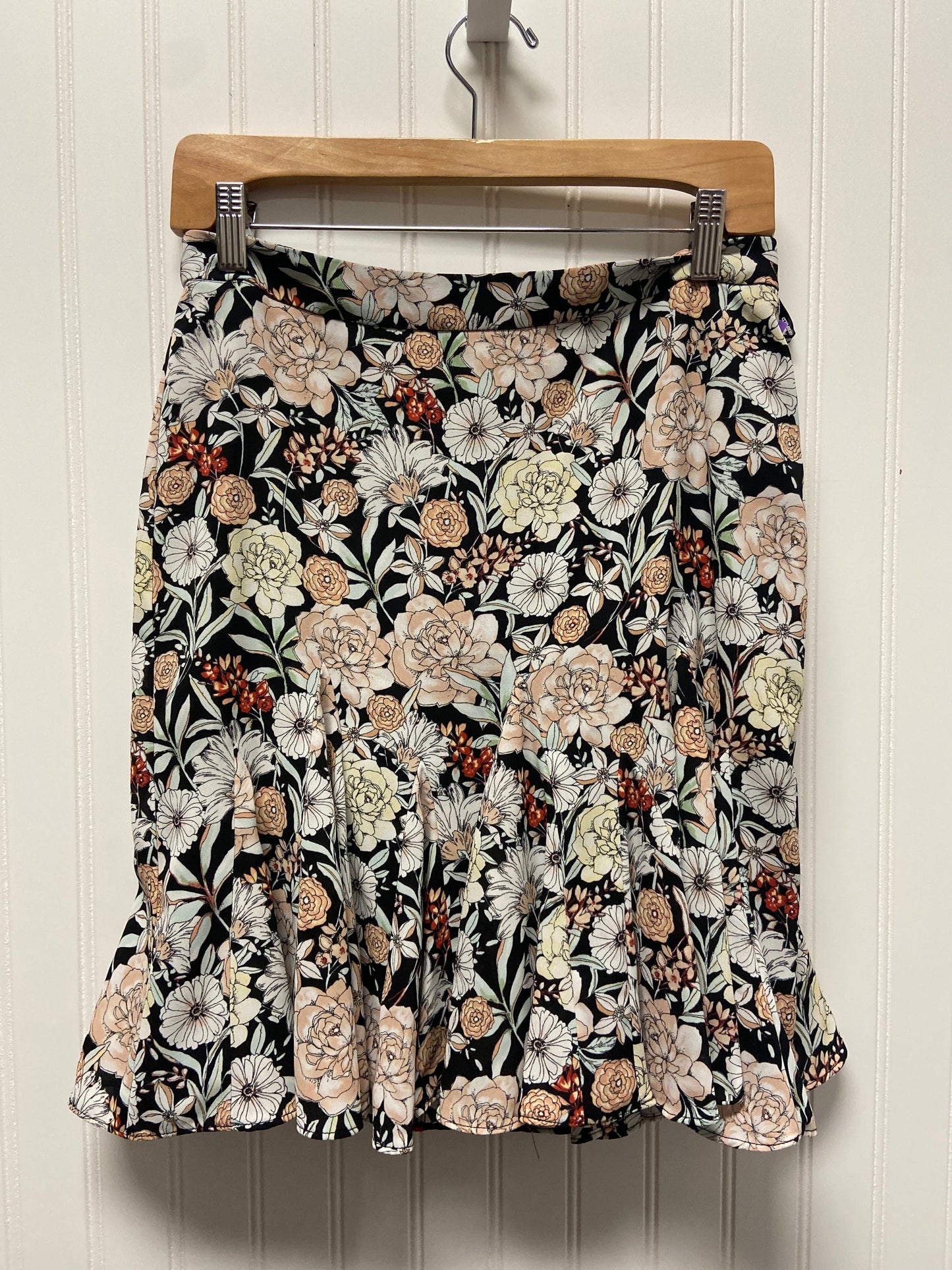 Skirt Mini & Short By Karl Lagerfeld  Size: 2