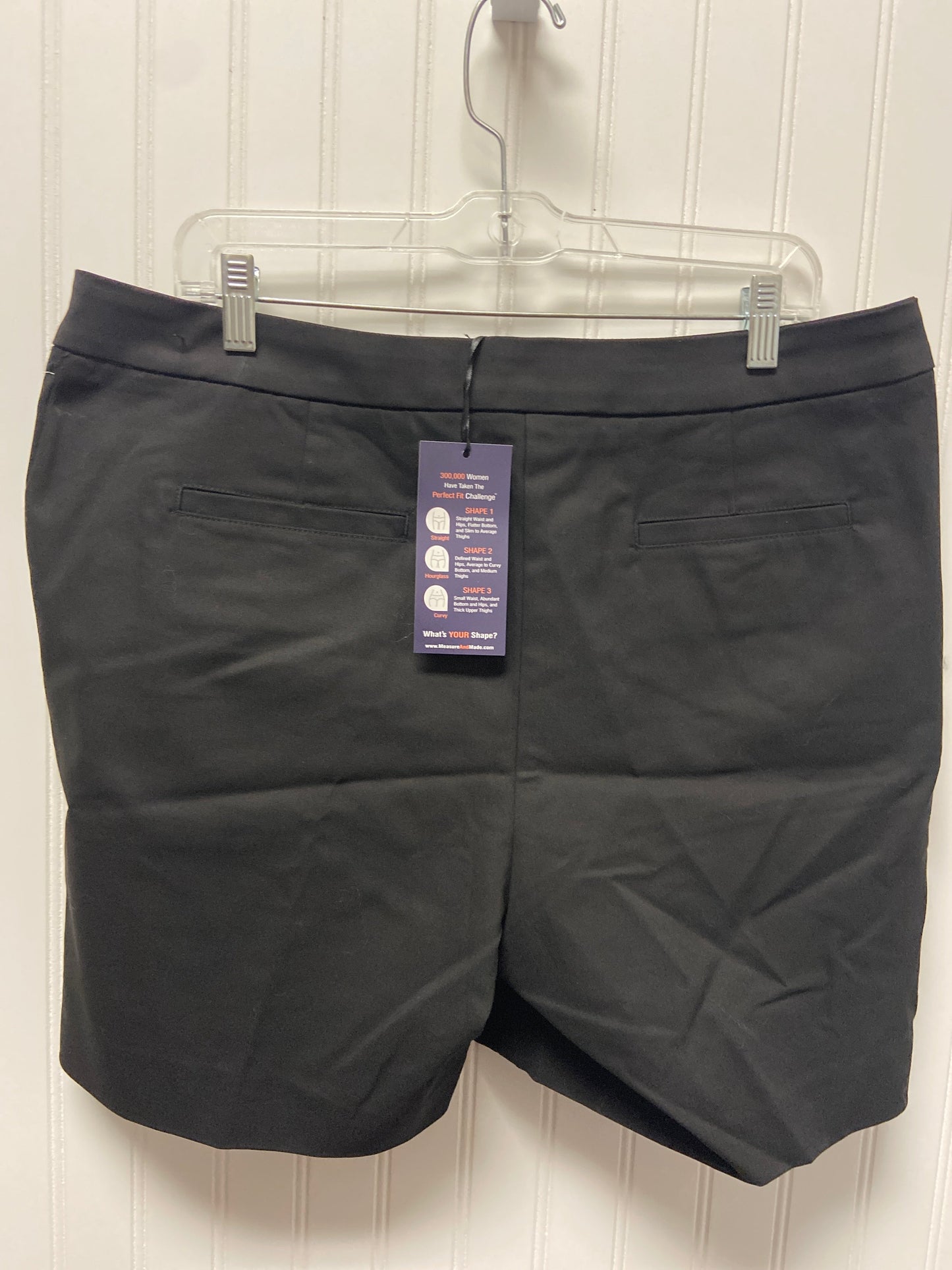 Shorts By Clothes Mentor  Size: 14