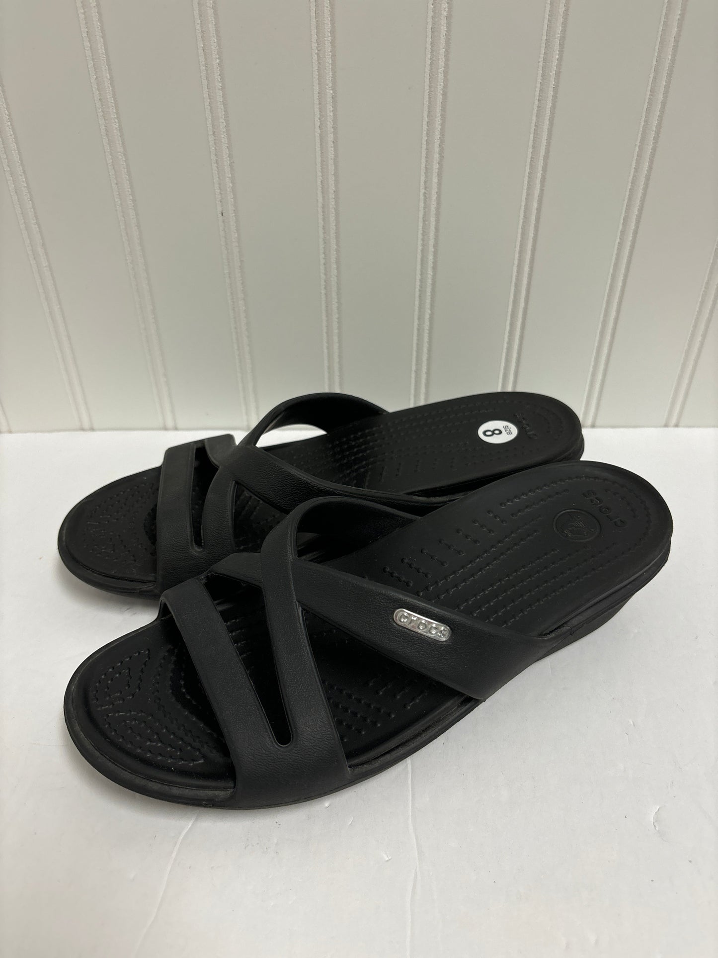 Black Sandals Flats Crocs, Size 8