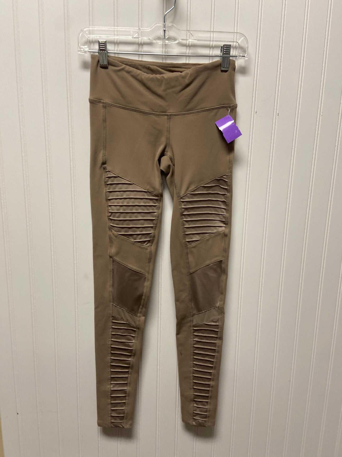 Athletic Leggings By Alo In Beige, Size: Xs