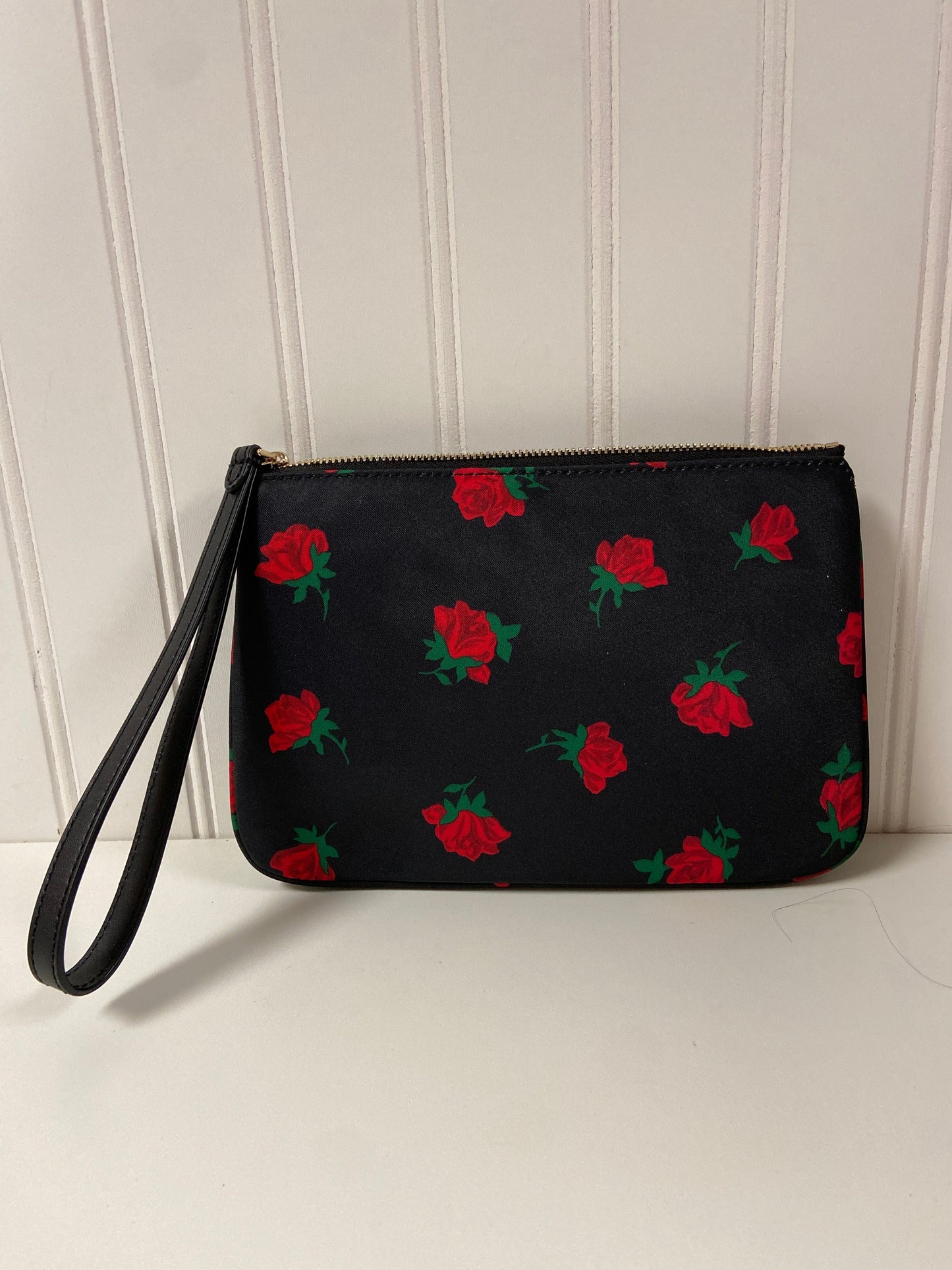 Wristlet Designer By Kate Spade, Size: Medium