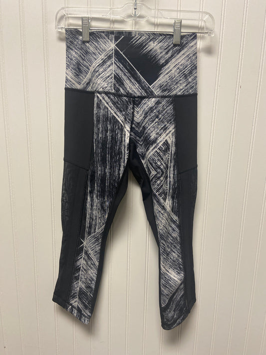 Athletic Capris By Lululemon In Black & White, Size: S