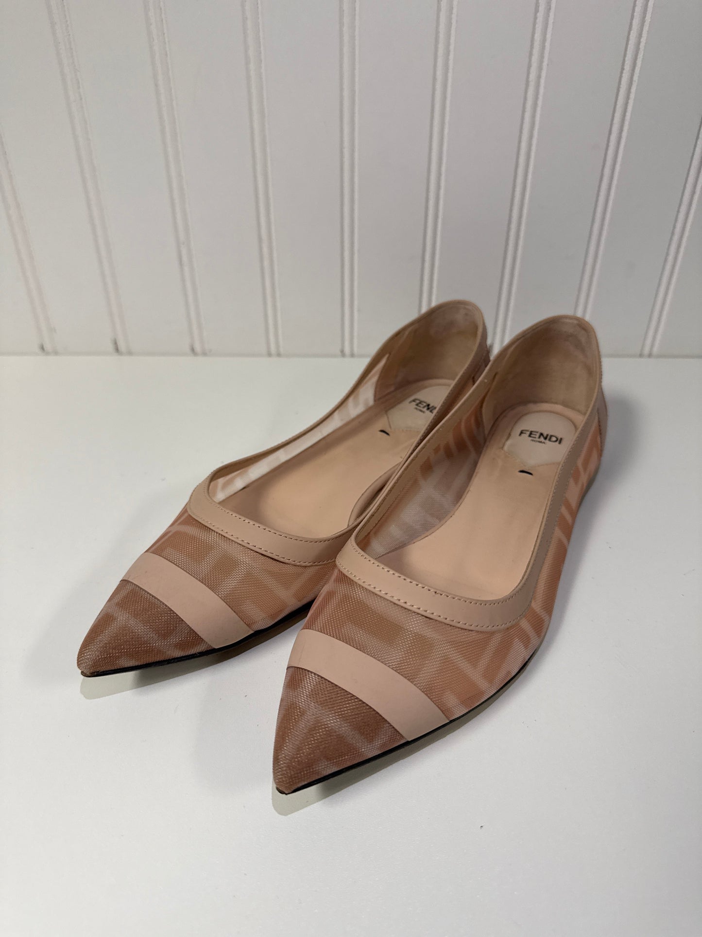 Shoes Luxury Designer By Fendi In Beige, Size: 6.5