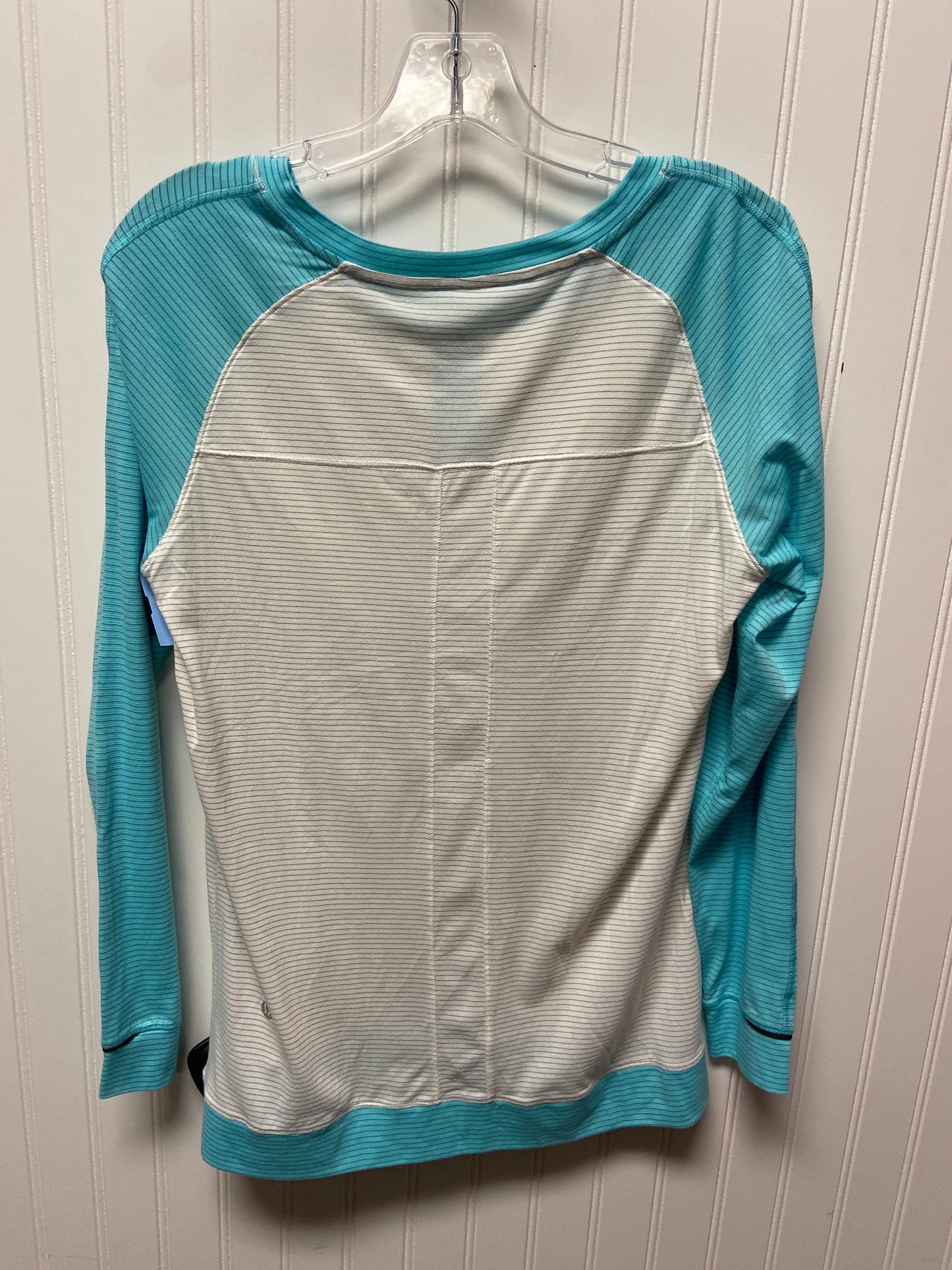 Athletic Top Long Sleeve Crewneck By Lululemon In Blue & White, Size: M