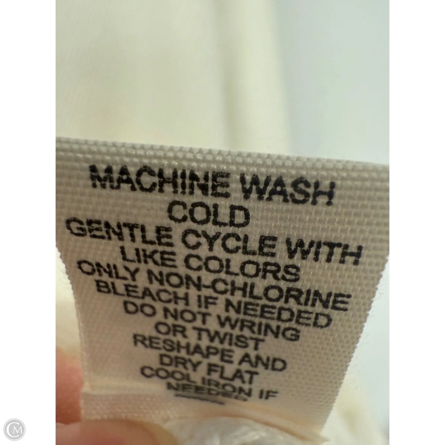 Sweater By Clothes Mentor In White, Size: Xl