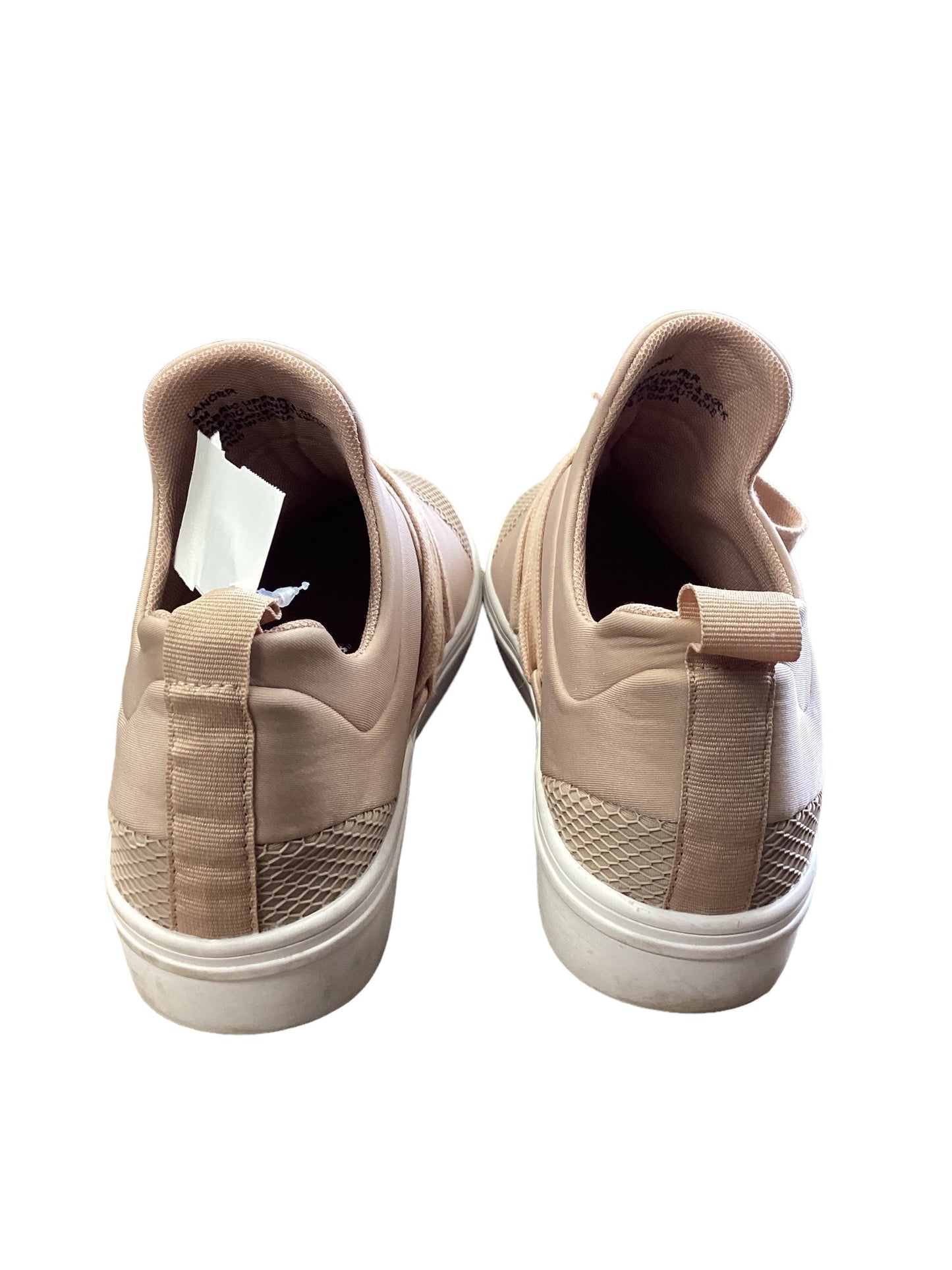 Tan Shoes Sneakers Steve Madden, Size 9