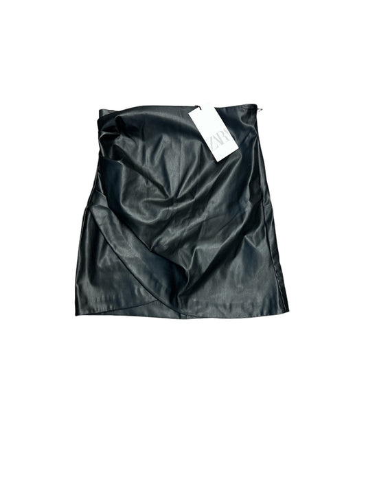 Skirt Mini & Short By Zara In Black, Size: S