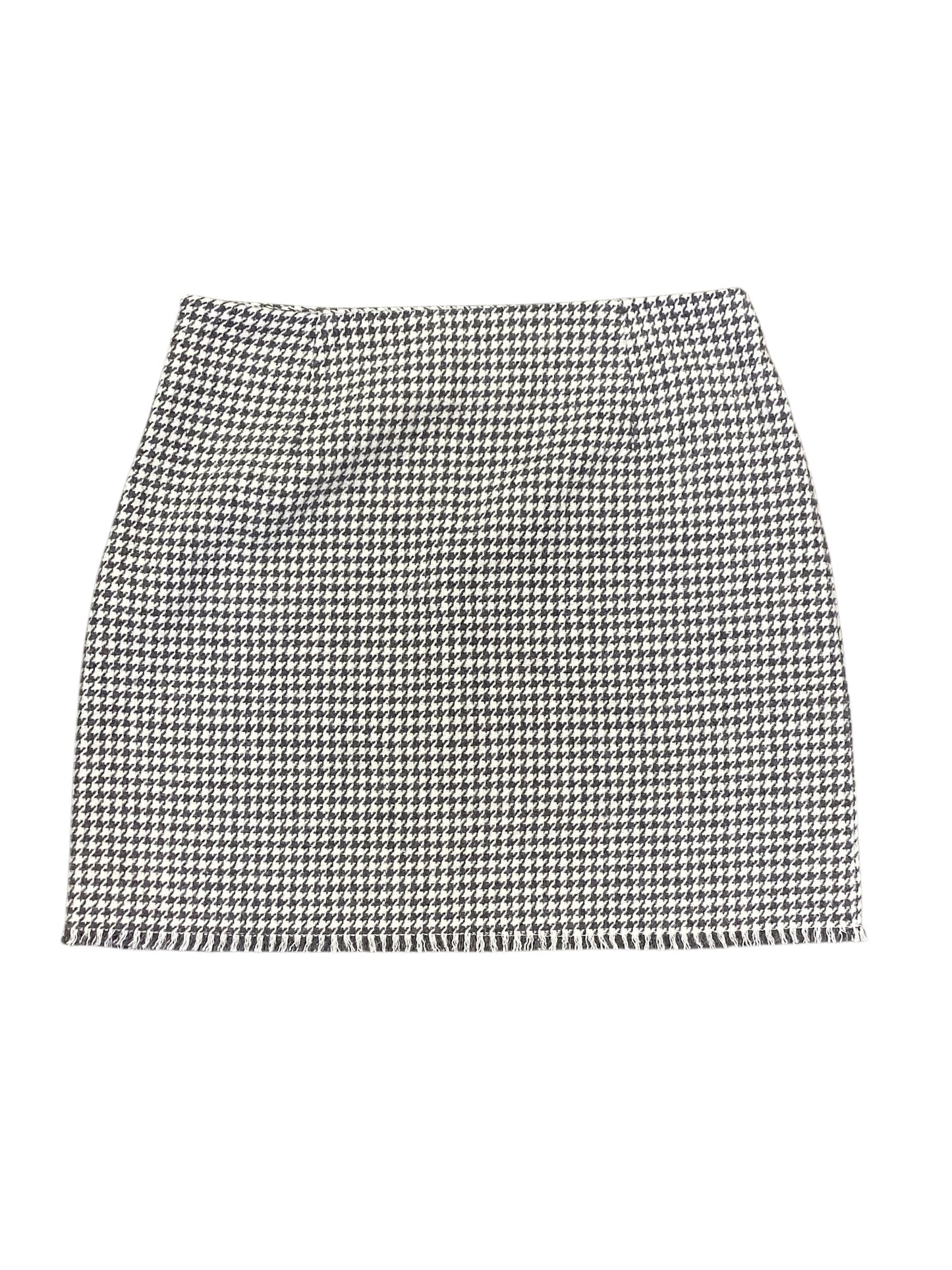 Skirt Mini & Short By Hem & Thread In Grey & White, Size: M