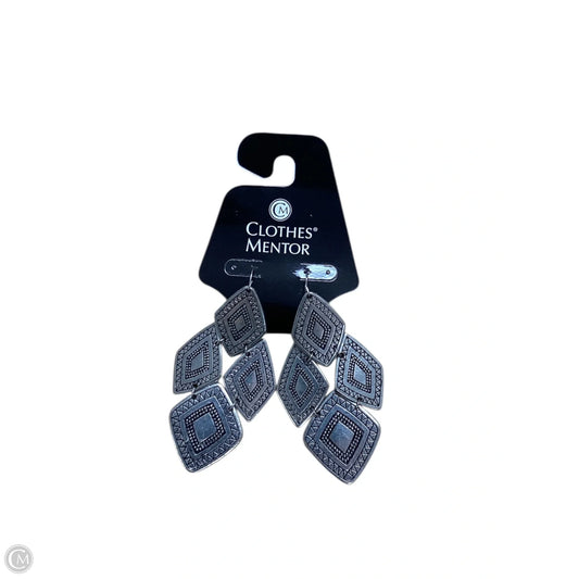 Earrings Dangle/drop By Cmc