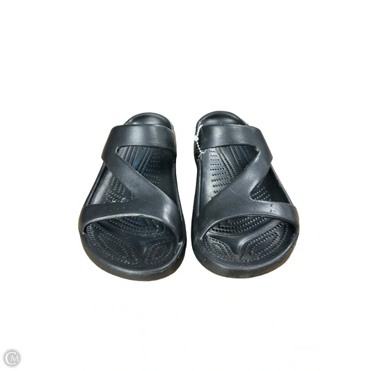 Sandals Flats By Dawgs In Black, Size: 7