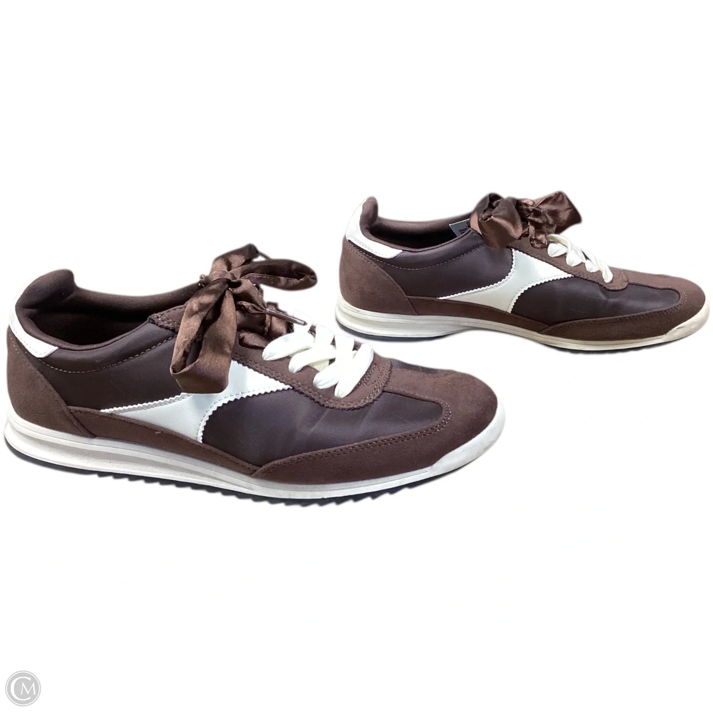 Shoes Sneakers By Universal Thread In Brown, Size: 9