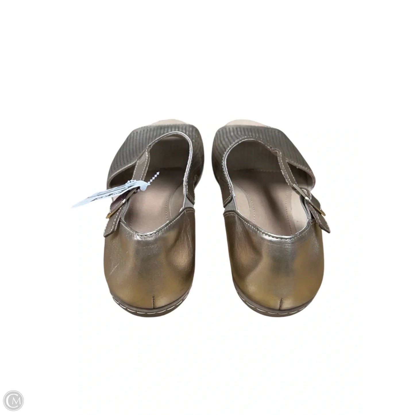 Sandals Flats By Earth In Gold, Size: 7.5